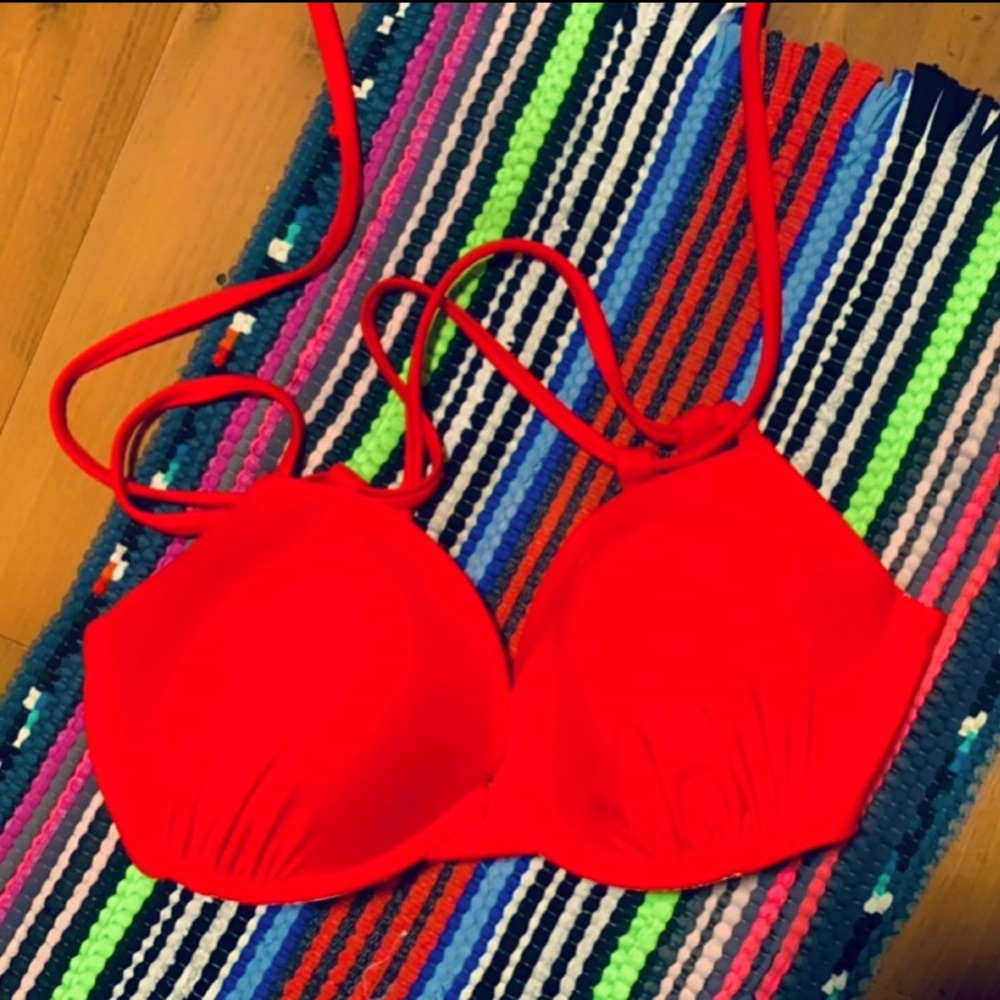 Hollister push-up bikini top